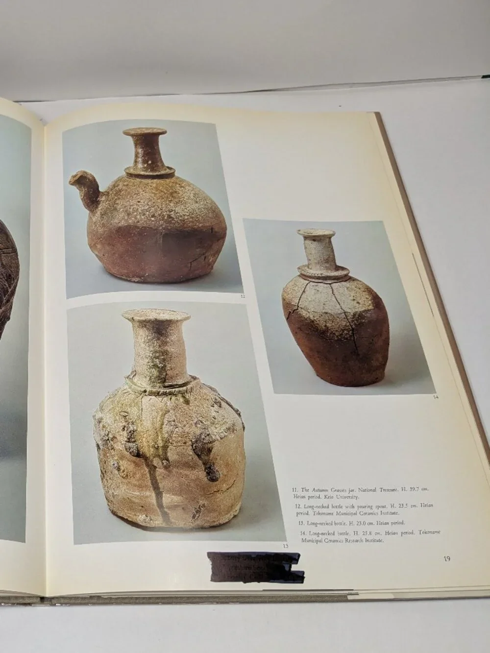 Tokoname by Yoshiharu Sawada Vintage Hardcover Book Famous Ceramics of Japan V 7
